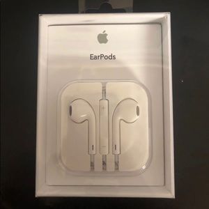EarPods with remote and mic